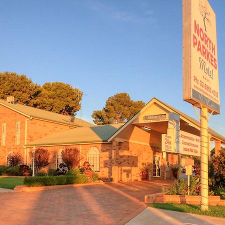 North Parkes Motel Екстер'єр фото
