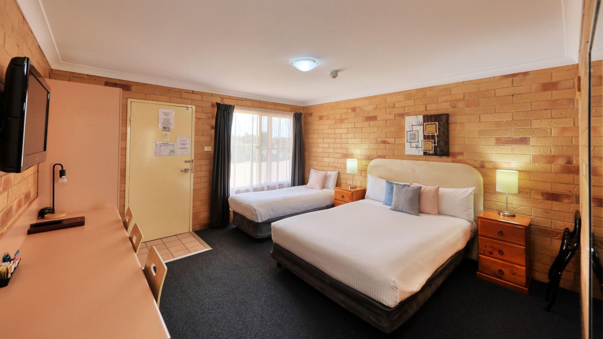 North Parkes Motel Екстер'єр фото