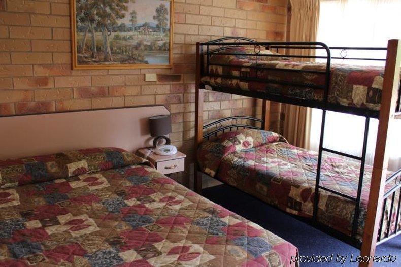 North Parkes Motel Екстер'єр фото