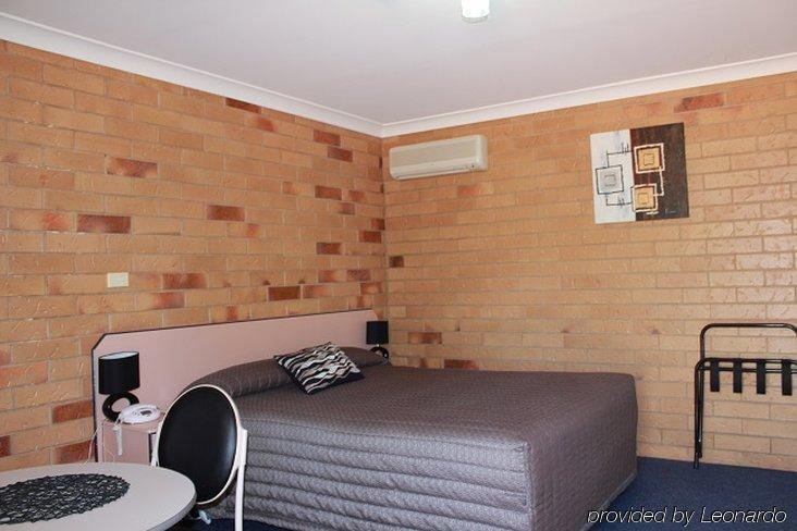 North Parkes Motel Екстер'єр фото